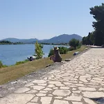 House - Dvori Vlahovici Opuzen