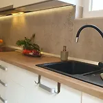 Nyaraló House - Dvori Vlahovici *