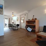 House - Dvori Vlahovici