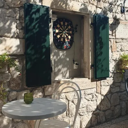 House - Dvori Vlahovici Opuzen