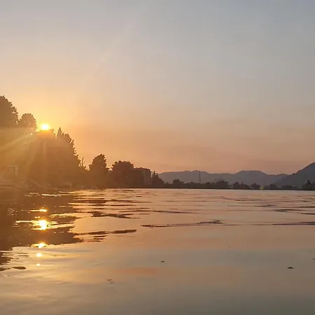 House - Dvori Vlahovici Opuzen (Dubrovnik-Neretva)